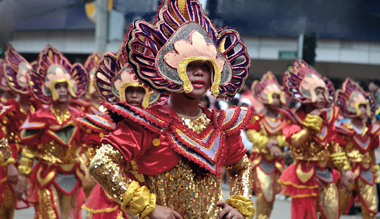 Philippines: The Beautiful Baro’t Saya